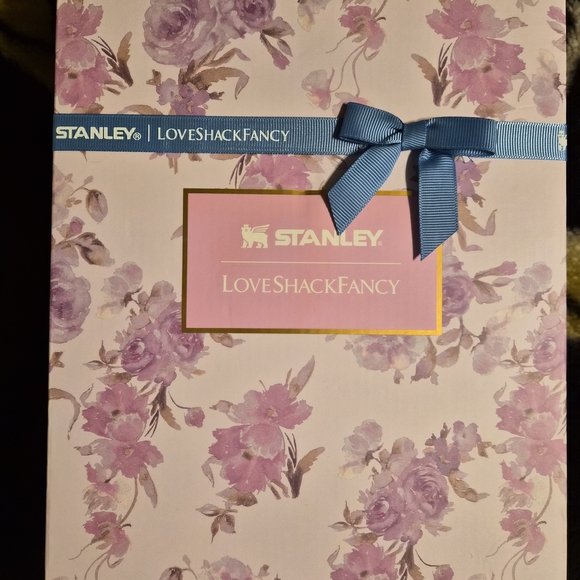 Stanley Lavender and Gold Floral Thermos - Picture 2 of 7